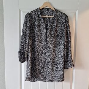 Elegant Black and White Women's Tunic Top Size L